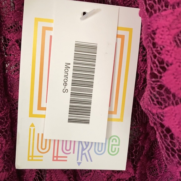 —Small LuLaRoe Monroe with fringe - Picture 4 of 6